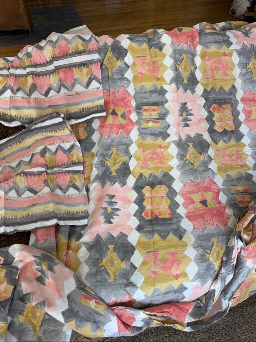 West Elm Queen duvet & matching cases